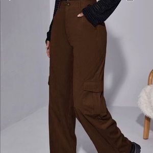 Flap pocket cord pants